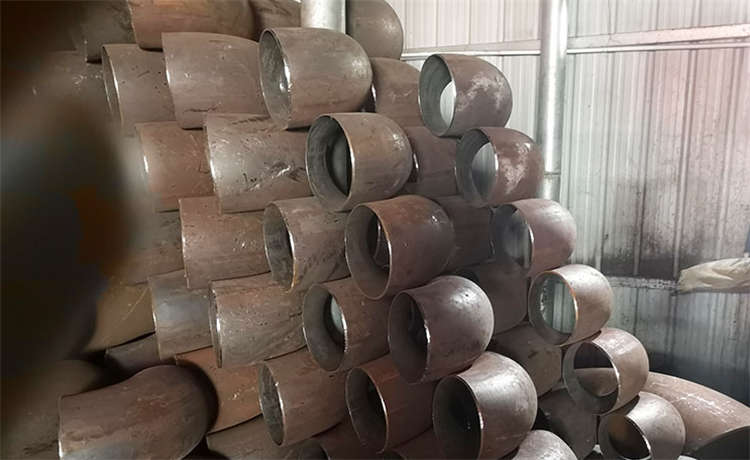 輸水防腐螺旋管廠家，鋼材場走水螺旋管，1620mm螺旋管，800-1000-1200mm鋼立柱