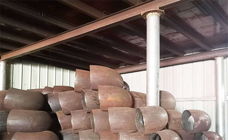 219mm螺旋鋼管，河池1120污水管道，2320螺旋焊管，鋼材場(chǎng)鋼板卷管加工廠