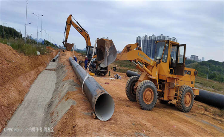 2520-10mm螺旋焊管，DN900螺旋管，610螺旋鋼管廠家，煙囪焊接鋼管廠家