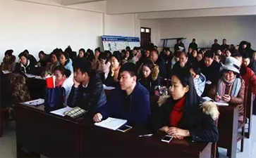 交警大隊與客貨運輸公司簽訂春運安全責(zé)任書